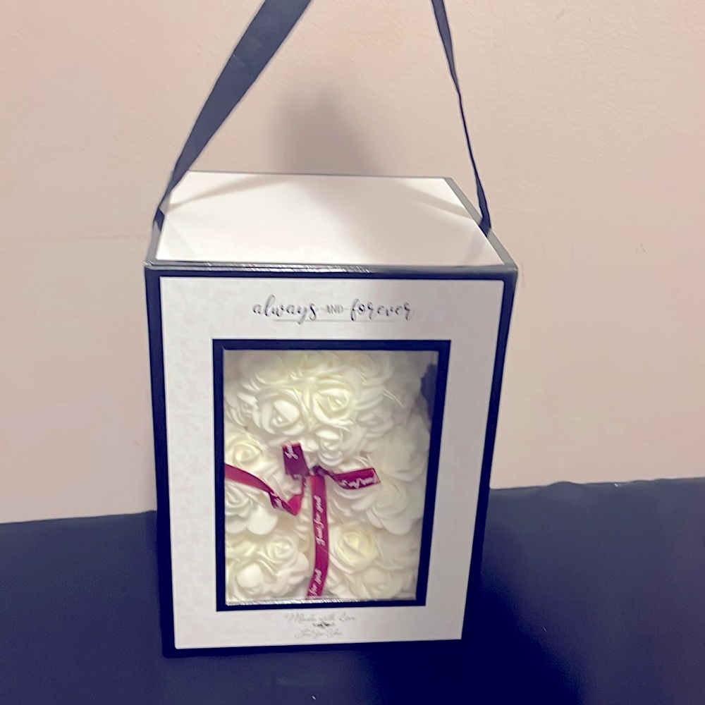 This is a flower bear and it is the perfect gift for a loved one!